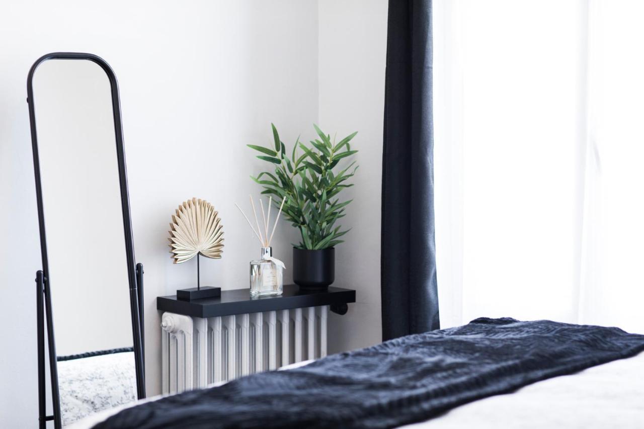 Appartement Avec Balcon A 250 M De La Gare, Hyper Centre Tours Eksteriør bilde