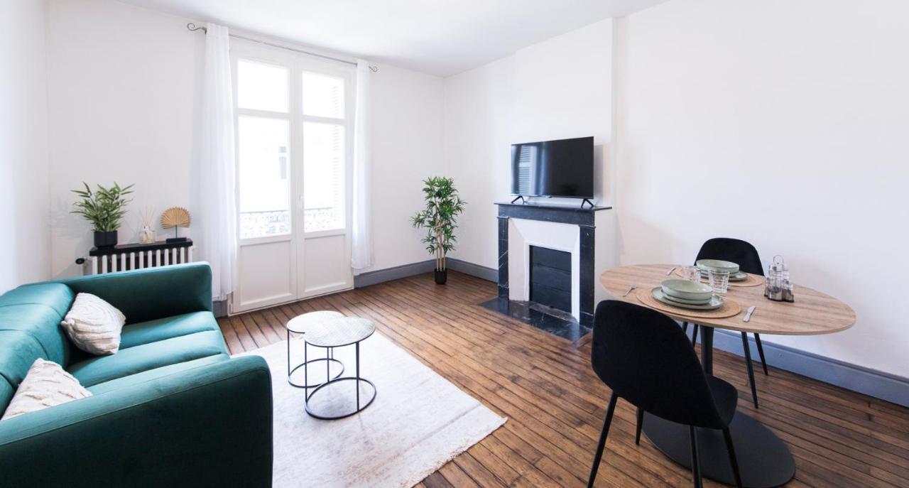 Appartement Avec Balcon A 250 M De La Gare, Hyper Centre Tours Eksteriør bilde