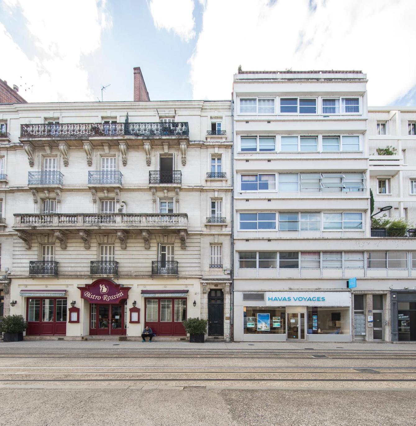 Appartement Avec Balcon A 250 M De La Gare, Hyper Centre Tours Eksteriør bilde