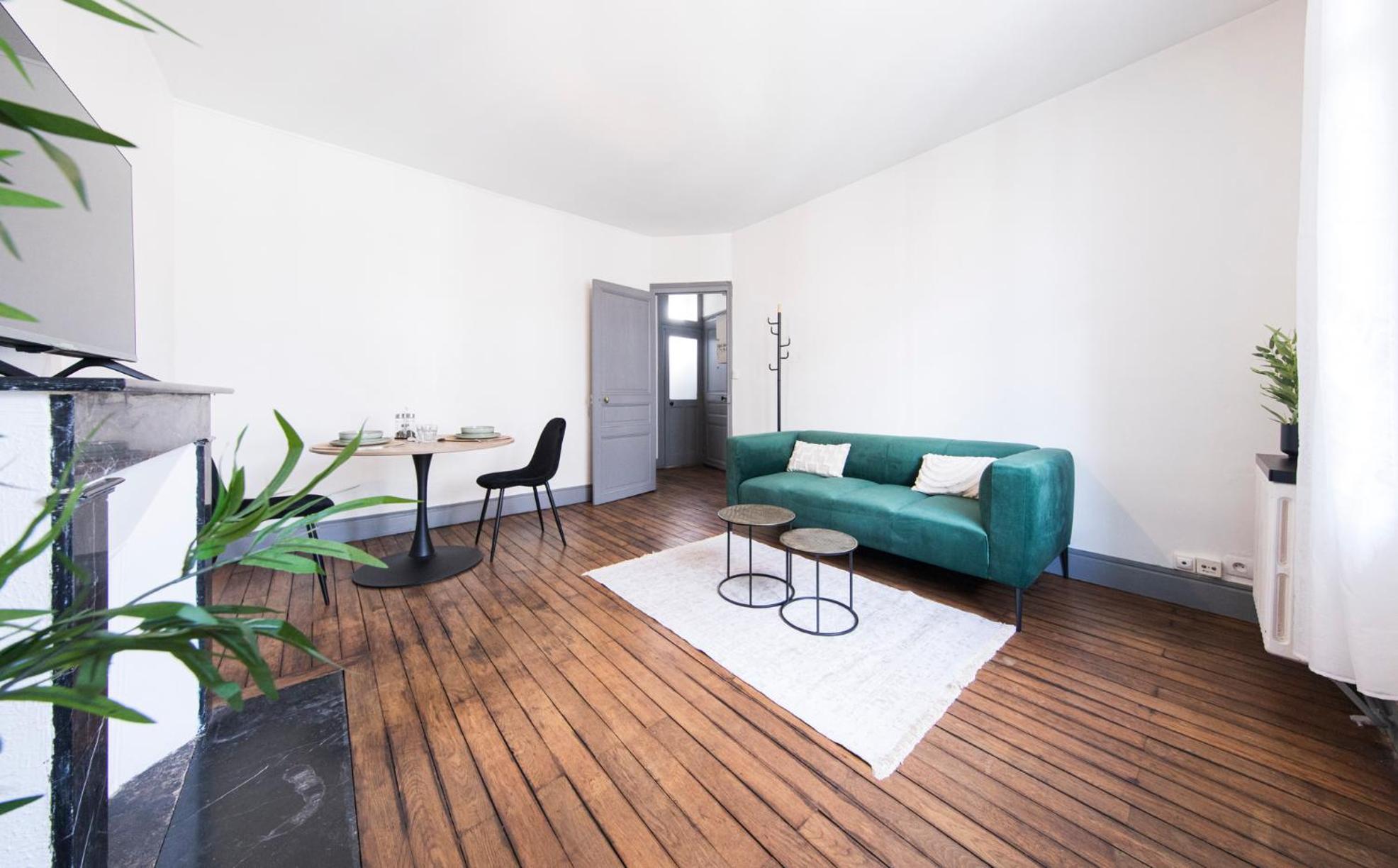 Appartement Avec Balcon A 250 M De La Gare, Hyper Centre Tours Eksteriør bilde
